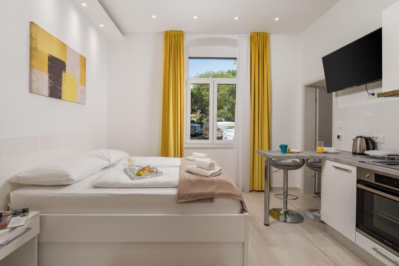 רייקה Lux Apartments מראה חיצוני תמונה