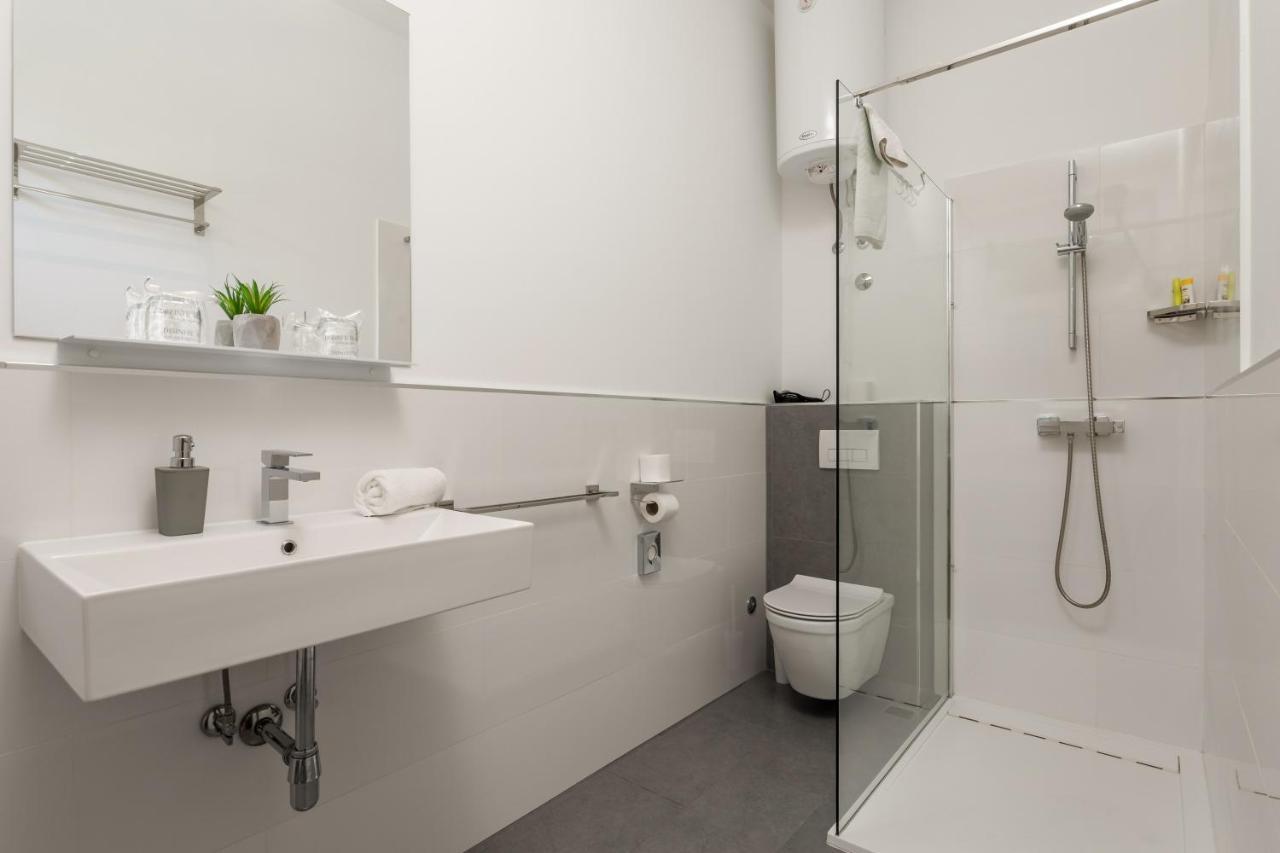רייקה Lux Apartments מראה חיצוני תמונה
